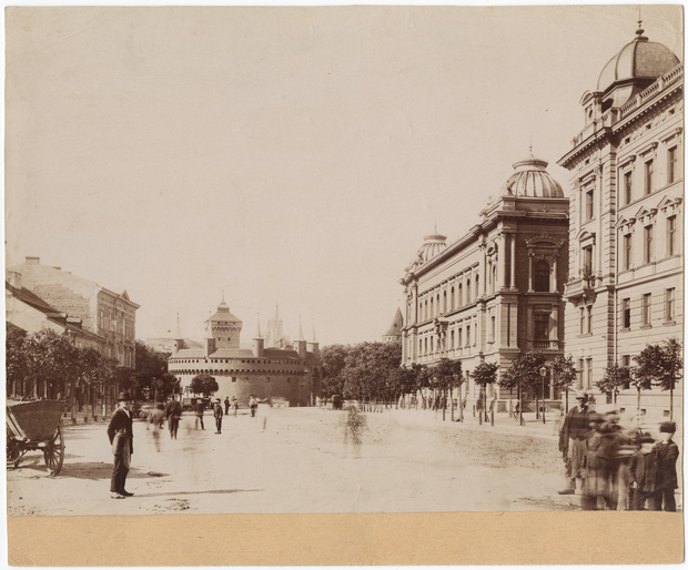 Widok na plac Matejki, fot. Natan Krieger, ok. 1890, Muzeum Historyczne Miasta Krakowa 